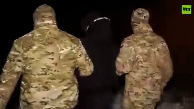 ➡️......अंतरराष्ट्रीय-
रूस की FSB ने गैस पाइपलाइनों पर बम से हमला करने की योजना बना रहे चार नाबालिगों को किया गिरफ्तार
पैसे का लालच देकर एक यूक्रेनी संपर्क के जरिए ऑनलाइन भर्ती किए गए इन नाबालिगों ने रूसी ऊर्जा और परिवहन बुनियादी ढांचे पर आगजनी भी की। अब इन्हें 20 साल तक की जेल हो सकती है।