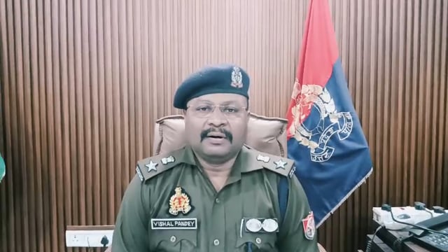 बलरामपुर 15हजार के ईनामी गो तस्कर को पुलिस ने किया गिरफ्तार 