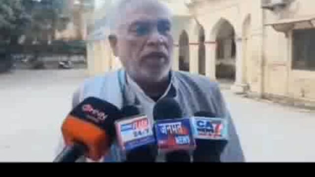  जनपद मुजफ्फरनगर के ग्राम कसेरवा के प्रधान पर ग्रामवासी द्वारा लगाए गए गंभीर आरोप जिसमें रंगदारी आदि आरोप लगाए गए