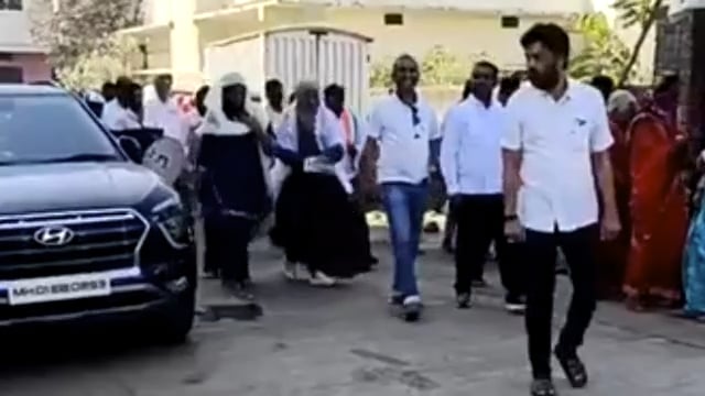 नगरपालिका निवडणूकीच्या तीन प्रभागात काँग्रेस पक्षाची प्रचार रॅली