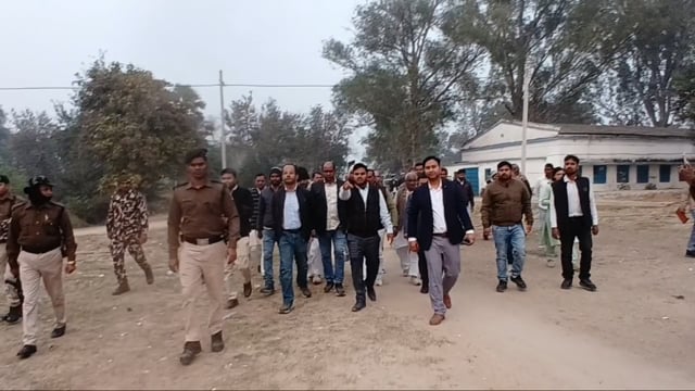 सिरदला में प्रखंड सह अंचल कार्यालय भवन निर्माण को लेकर डीएम ने किया स्थलीय जांच, दिए निर्देश