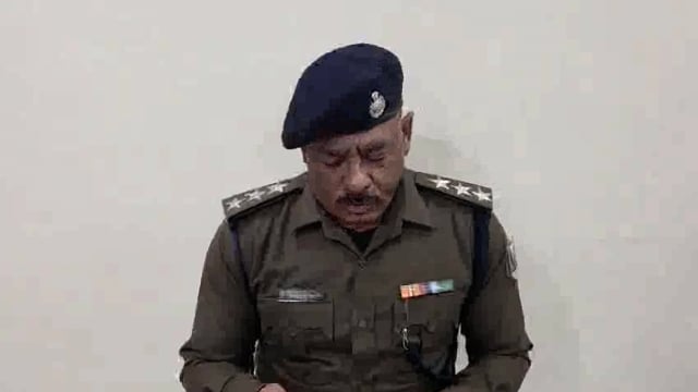 मनेर थाना पटना में , देशी कट्टा के नोक पर 14 लाख रुपए की लूट ।