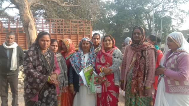 MANT- पोलियो ड्राप पिलाने गई आशा कार्यकर्ता से की अभद्रता कार्रवाई मेढिलाई देख,चिकित्सक सहित आधा दर्जन, कार्य करती पहची,