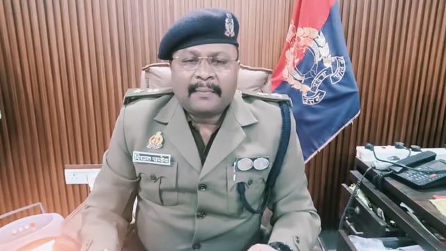 बलरामपुर पुत्री से गलत हरकत व पुत्र के हत्या के प्रयास का आरोपी गिरफ्तार 