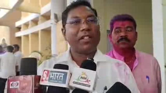 गडचिरोली नगरपालिकेच्या विजयाबद्द आमदार डॉ मिलिंद नरोटे यांचा संवाद