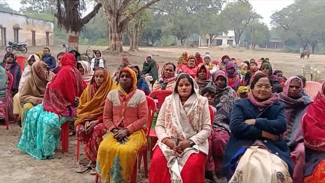 पिण्डोरिया में आयोजित हिन्दू सम्मेलन में पूर्व सीएमओ डा उमाकांत पांडे ने सभी जातियों की एकता पर बल दिया हजारों लोग थे 