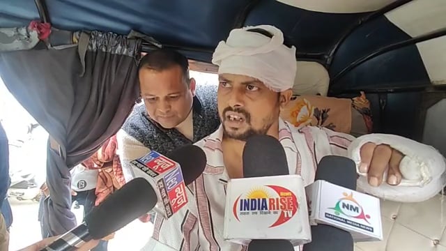 जान से मारने की नीयत से की मारपीट घायल को टेंपो में रखकर पहुंचे एसपी कार्यालय