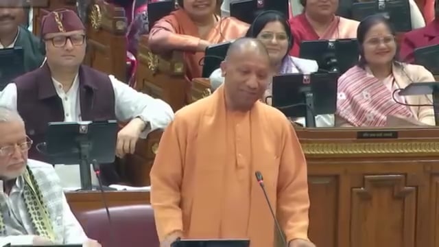 अपराधियों को मुख्यमंत्री योगी की सख्त चेतावनी

लखनऊ। मुख्यमंत्री योगी आदित्यनाथ ने अपराध और अपराधियों के खिलाफ कड़ा रुख अपनाते हुए कहा कि जो भी अपराधी होगा, वह बच नहीं पाएगा। मुख्यमंत्री ने चेतावनी देते हुए कहा, “आपको फातिहा पढ़ने के लायक भी नहीं छोड़ेंगे, तब तक ऐसी कार्रवाई कर देंगे।”