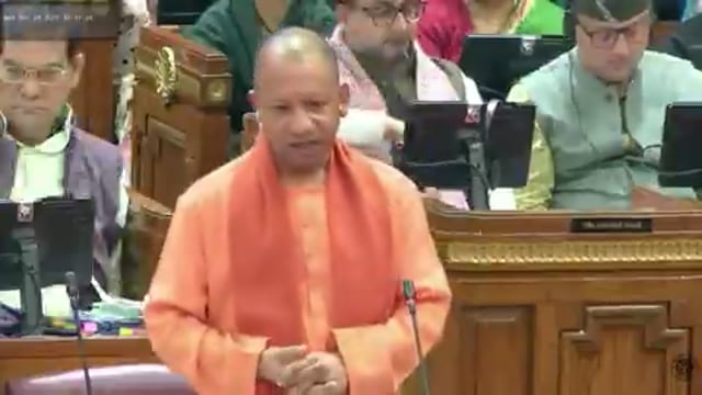 ➡️.......शिक्षा आयोग में भी उत्तर प्रदेश के रिटायर्ड डीजीपी को बिठाया है, 
जैसे माफिया की कमर तोड़ी गई है, नकल माफिया की कमर को भी वहां बैठकर ऐसे ही तोड़ना है...