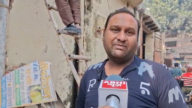 MANT- डैंपियन नगर में खुले बिजली के बॉक्स,दे रहे हादसों को दावत,,