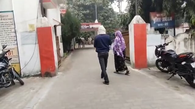 गैंगरेप के बाद किशोरी का जबरन शव दफनाने का आरोप, 20 दिन बाद कब्र से निकाली गयी 15 वर्षीय दलित किशोरी की लाश