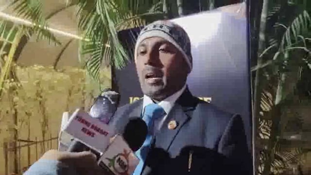 constitution Club Nai Delhi mein samajsevi ko icon achievement award Se sammanit Kiya Gaya