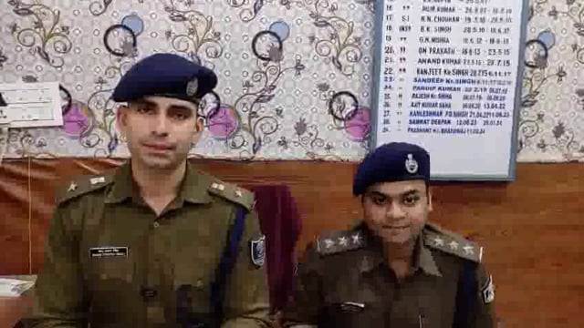 नगर पुलिस अधीक्षक पटना के द्वारा ऑपरेशन मुस्कान के तहत गुम हुए मोबाइल को बरामद कर मोबाइल धारक को सुपुर्द किया गया ।
