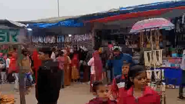 दाऊजी में मेले का कार्यक्रम जोरो से चल रहा है 