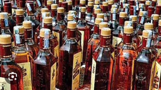 मद्यनिषेध विभाग ने लगभग 144 लीटर विदेशी शराब के साथ 3 तस्कर एवं 40 शराबियों को किया गिरफ्तार