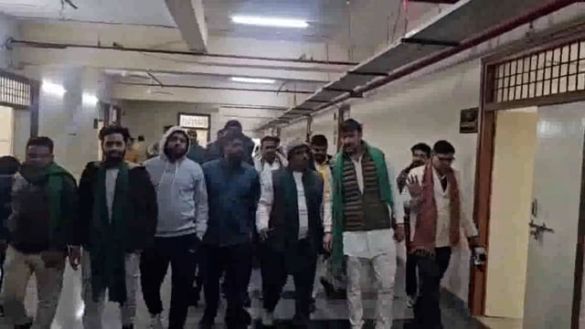 भारतीय किसान यूनियन अन्नदाता के द्वारा अपर नगर आयुक्त को दिया गया ज्ञापन