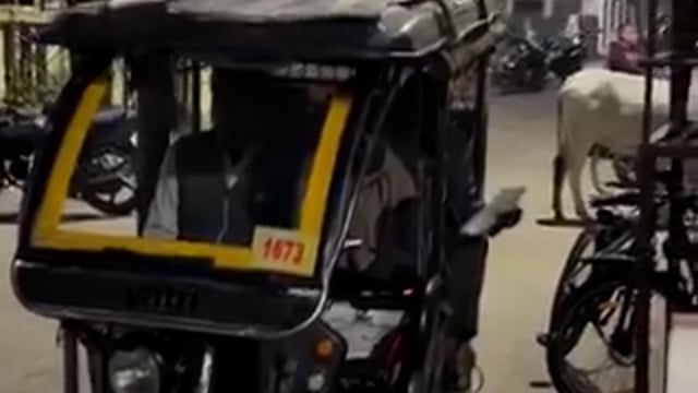 ➡️.......उज्जैन : पानी अपने रिस्क पर पिए,

पेय जल दूषित होने की संभावना है, ऐसे में नल के पानी को सीधे न पिए, अत्यंत आवश्यक होने पर पानी को उबाल कर और छान कर पिए
इंदौर में हुए हादसे से सचेत होकर अब उज्जैन प्रशासन ने करवाया एलान