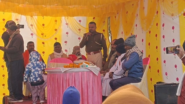 धीरेंद्र पंचायत में जन संवाद सह जागरूकता कार्यक्रम आयोजित