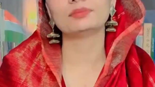 मोदी की बुराई करना पड़ा भारी लोक गायिका पहुंची थाने में बयान देने