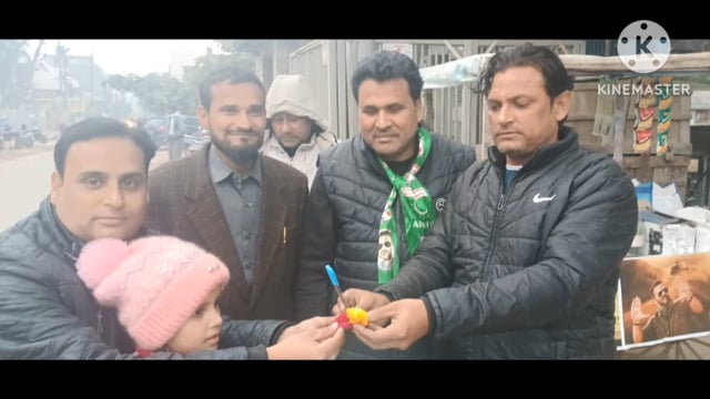 आज तक नगरी आगरा के शहीद नगर में ऑल इंडिया मजलिस ए इतेहादुल मुस्लिमीन पार्टी के कार्यकर्ताओं द्वारा सार्वजनिक रूप से लोगो