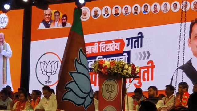 कल्याण ईस्ट में मुख्यमंत्री देवेंद्र फडणवीस का जाहिर सभा