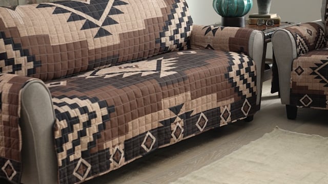 Vimeo video preview for Whiskey Creek Furniture Covers - 1152595049