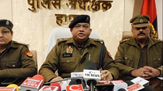 थाना धौलाना पुलिस ने कॉपर तार चोरी की घटना का सफल अनावरण करते हुए एक हिस्ट्रशीटर सहित 05 शातिर अभियुक्तोंको कियागिरफ्तार