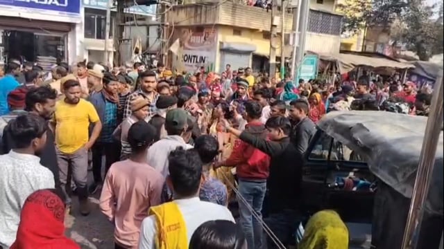 BANKA NEWS: भीषण सड़क हादसा: आमने-सामने बाइक टक्कर में युवक की मौत, तीन गंभीर घायल