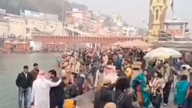 हरिद्वार! गैर हिन्दुओं की नो एंट्री के बीच गंगा पर घूमते रहे दो अरबी शेख! ये साजिश है! या कोई बड़ी चूक!