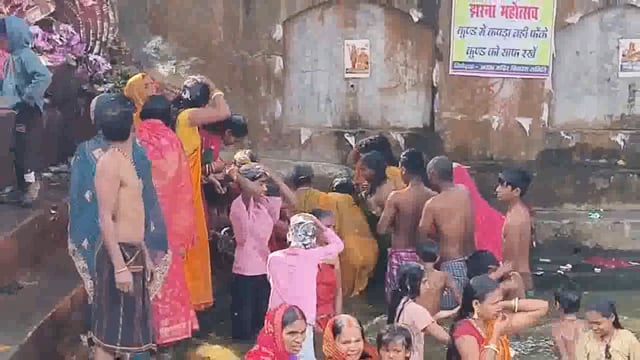 सुप्रसिद्ध झरना मेला महोत्सव का समारोह पूर्वक फीता काटकर एवं दीप प्रज्वलित कर विधायक द्वारा किया गया उद्घाटन सह शुभारंभ