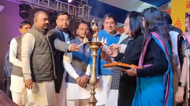 BANKA NEWS: लाखों श्रद्धालुओं की मौजूदगी में मंदार महोत्सव सह बौंसी मेला का भव्य शुभारंभ, जनप्रतिनिधियों व प्रशासन ने कि