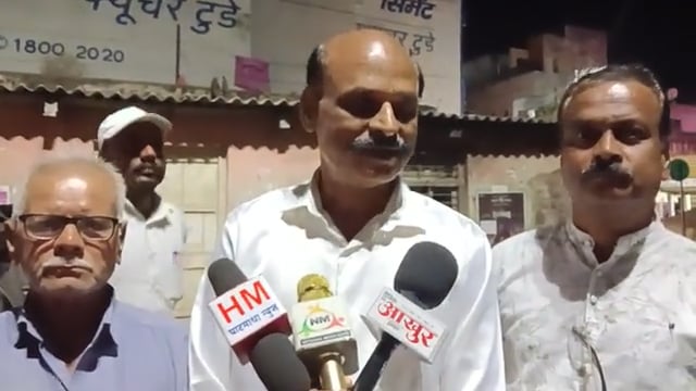 आटपाडी मध्ये तिळगुळ उपक्रम डॉक्टर श्रीनाथ पाटील 