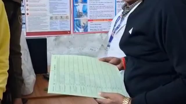 सीमा क्षेत्र के अस्पताल की बदहाली पर विधायक सख्त, अफसरों की बढ़ी मुश्किलें