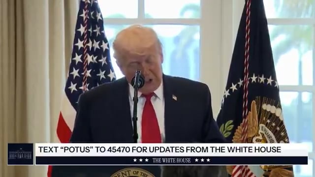 ▶️.....बड़बोले डोनाल्ड और वेनेजुएला के स्वयंभू राष्ट्रपति ट्रम्प उवाच-
अमेरिकी राष्ट्रपति डोनाल्ड ट्रंप ने कहा, 