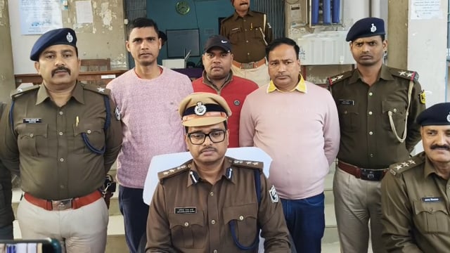 अपहरण कर युवक का हत्या कर देने के मामले का पुलिस ने 24 घंटे में किया उद्वेदन,आर्म्स और पैसा का लेनदेन बना हत्या का वजह