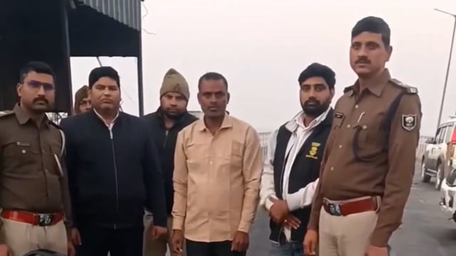 मादक पदार्थ गांजा सहित स्कूटी जप्त, तस्कर को पुलिस ने किया गिरफ्तार।