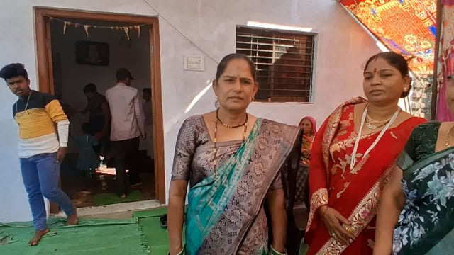 विद्याताई चव्हाण यांच्या मार्गदर्शनाखाली रेडवा  येथे 24 महिला गटांच्या मार्फत हळदी कुंकवाचा कार्यक्रम पार पडला 