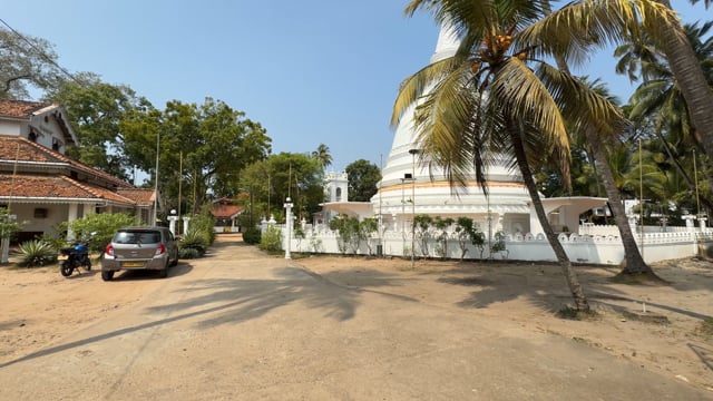 Virtual Walk - Buddhist Temple and National Museum Garden - Colombo - Sri Lanka