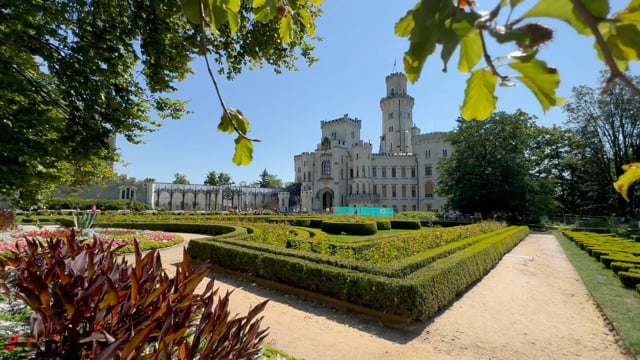 Virtual Walk - Hluboká nad Vltavou Castle - Czech Republic