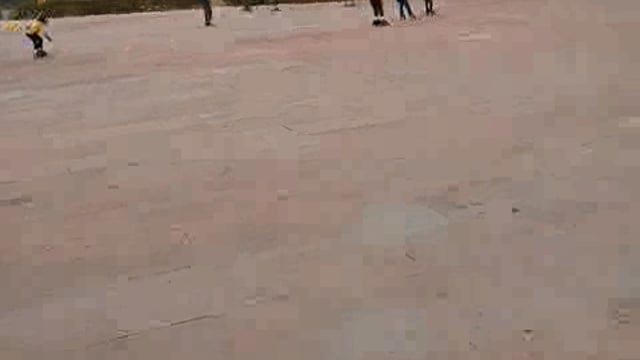 जवाहर बाग में बच्चे स्केटिंग की प्रैक्टिस करते हुए 