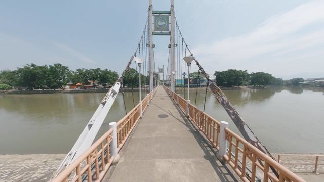 Treadmill Walk – Wat Phra That Doi Saket, Chiang Mai, Thailand