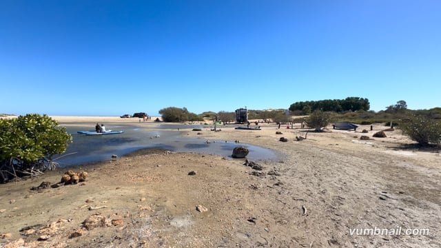 Yardie Creek Beach Walk 1