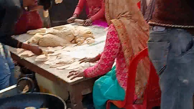 स्टांप विक्रेताओं ने उपनिबंधक कार्यालय के सामने रामलला मन्दिर में विराजननेकी तृतीयवरसीपरकिया लंगरआयोजन सुधांशु अजय मिश्र