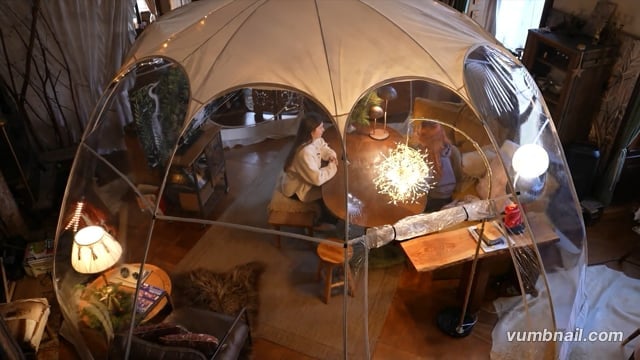 RTL Extra - Hanka Rackwitz (Dschungelcamp) verrückte Zelt-Idee mit Energieberater Jonas Pischner