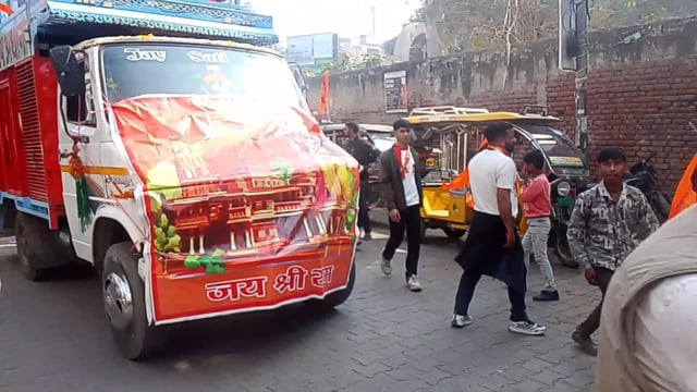 मथुरा वृंदावन में जबरदस्त प्रोग्राम भगवा की गुज़ 