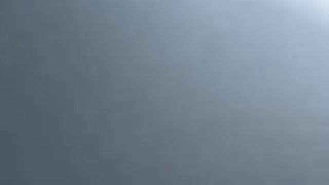 ▶️......कानपुर– गर्लफ्रेंड से मिलने चोरी-छिपे खाली घर पहुंचे युवक की हालत तब पतली हो गई जब दरवाजे पर चाची ने दस्तक दे दी, घबराई प्रेमिका ने तुरंत प्रेमी को बक्से में ठूंसकर ताला जड़ दिया, शोर-शराबा हुआ तो पुलिस आ धमकी और ताला तोड़कर मियां मजनूं को बाहर निकाला गया, घटना पूरे इलाके में गपशप का मसाला बन गई