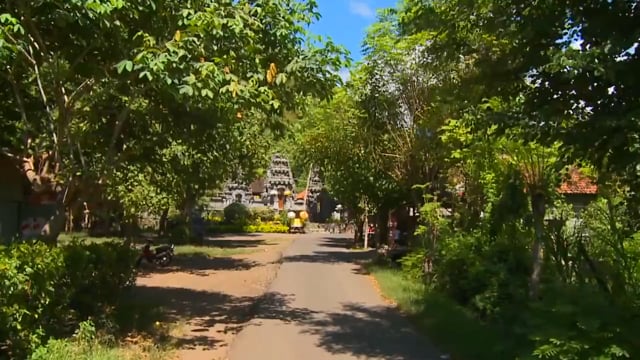 Fitness Journeys – Temples and Tropical Vegetation, Bali, Indonesia 4