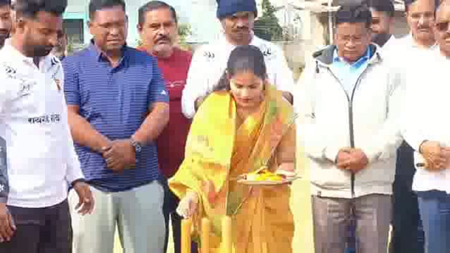 इप्पर डिप्पर प्रिमियर लिग च्या क्रिकेट स्पर्धेचे आमदार डॉ मिलिंद नरोटे यांचे हस्ते धानोरा रोड वरील मैदानावर ऊद्धघाटन