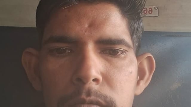 शास्त्रीपुरम फ्लीपकारट काम करते है पैसे नही दे रहे है आगरा में मने कर रहे है ड्यूटी मत करना भाई