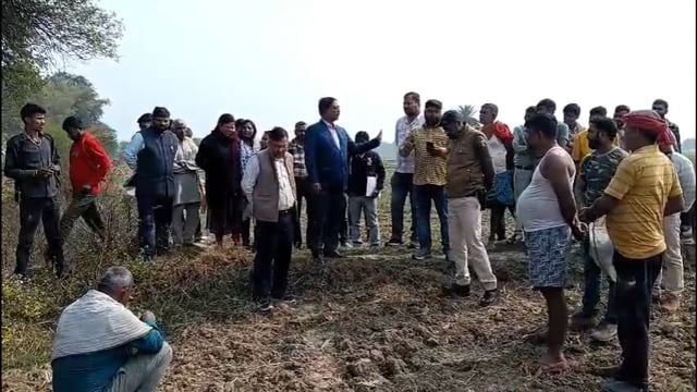 पावर ग्रिड निर्माण में आ रही तकनीकी अड़चनों को लेकर एडीएम ने किया स्थल निरीक्षण।